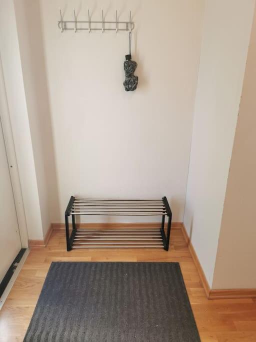 Nice 1-Bedroom Apartment In Heart Of The City Stavanger Esterno foto